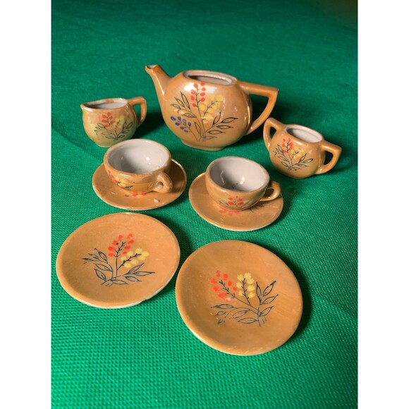 Orange Luster Painted Child’s Tea Set - Post WWII Occupied Japan Late 40's - Picture 4 of 5